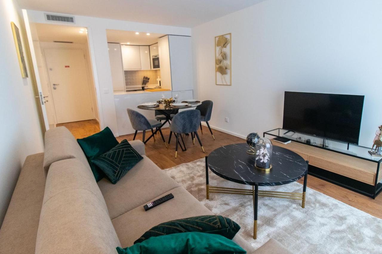 Stunning Apartment W/ Free Parking By Lovelystay OOporto Exterior foto